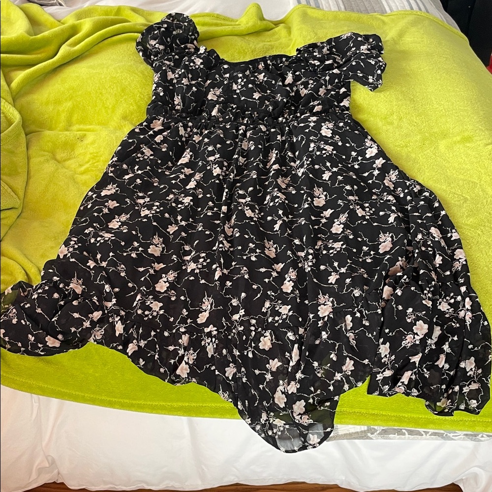Black Floral Dress - Picture 7 of 7